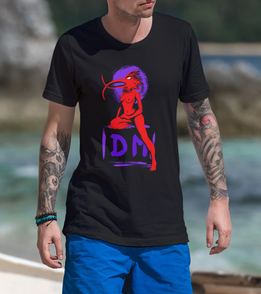 Dpm Idm Bird-Headed Woman Sitting Art T-Shirt
