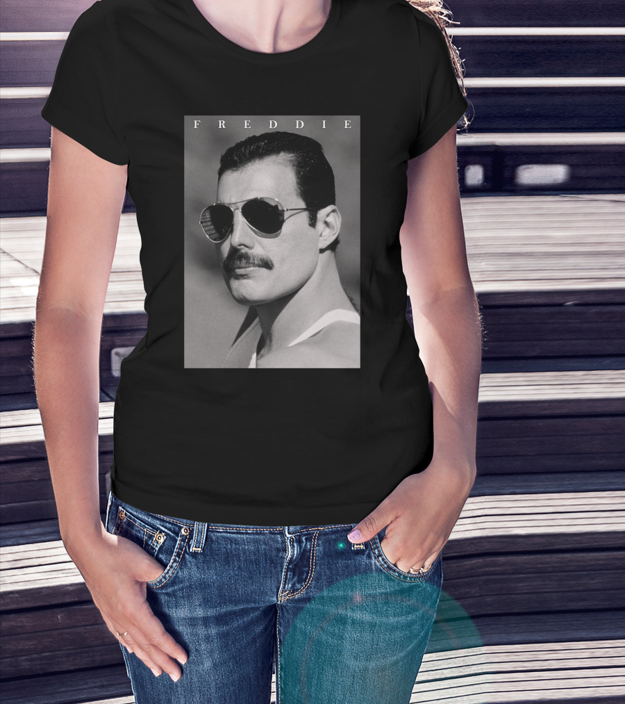Freddie Mercury Sunglasses Portrait Iconic Style T-Shirt