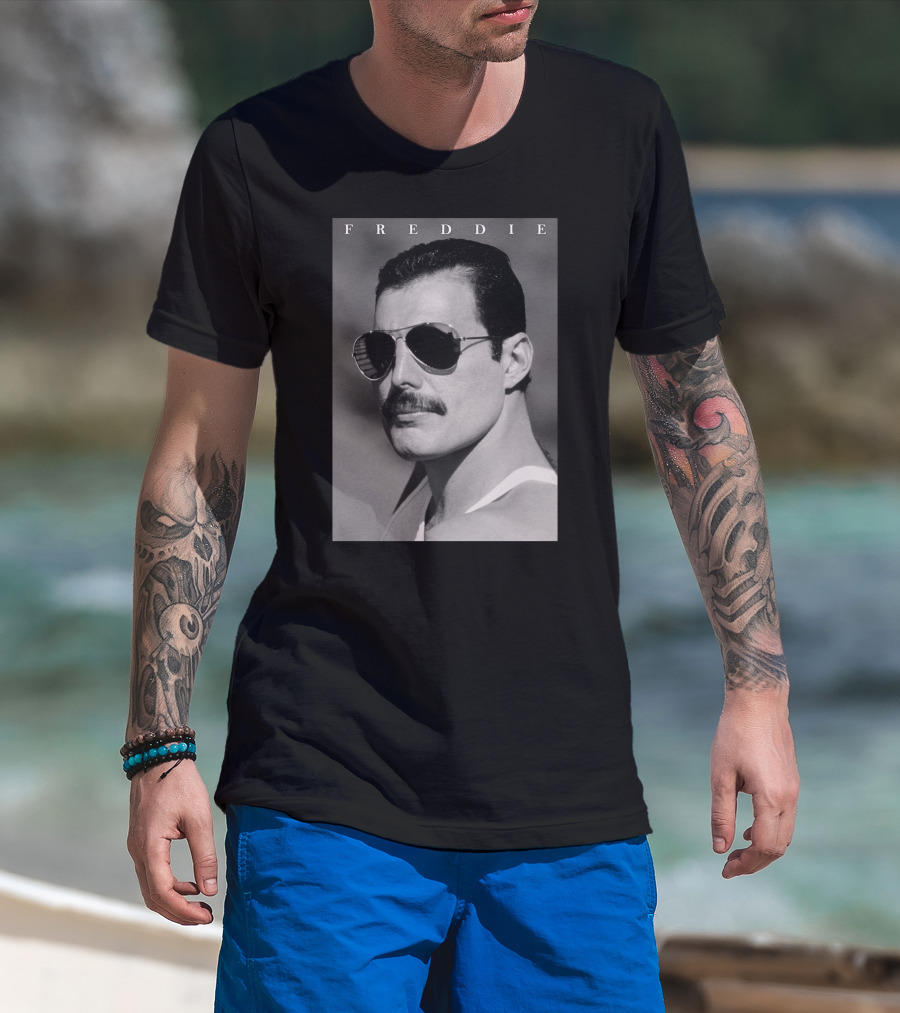 Freddie Mercury Sunglasses Portrait Iconic Style T-Shirt
