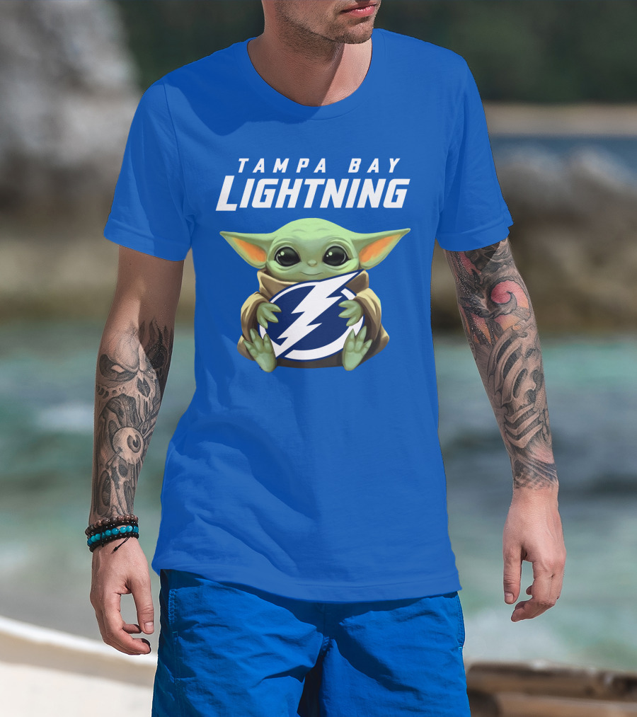 Tampa Bay Lightning Baby Yoda Holding T-Shirt