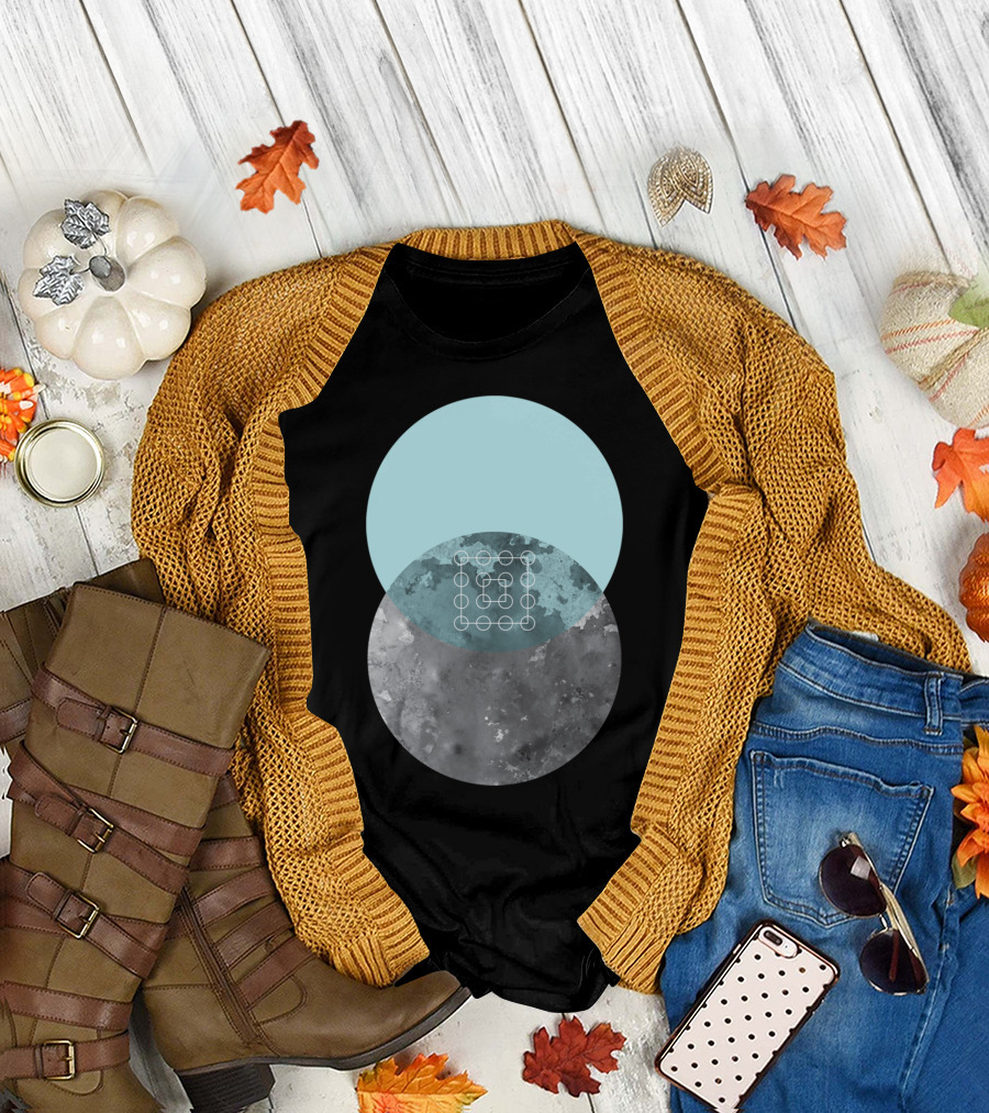 Geometric Full Moon Venn Diagram with Abstract Lunar Textures T-Shirt