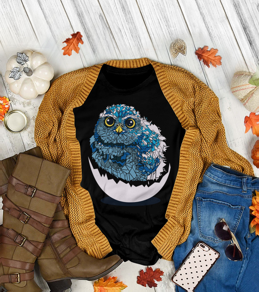 Baby Owl in Mosaic-Style Eggshell T-Shirt