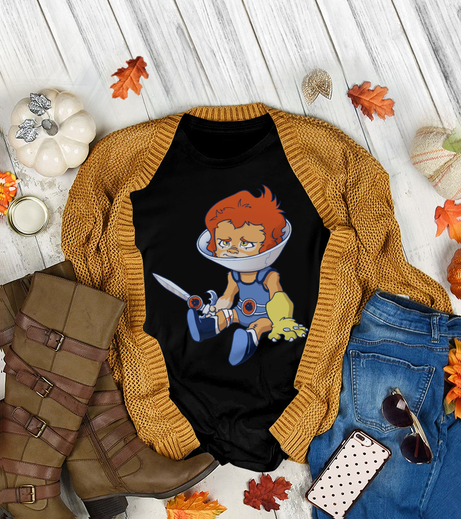 Thundercats Lion-O Sitting with Sword and Armor T-Shirt
