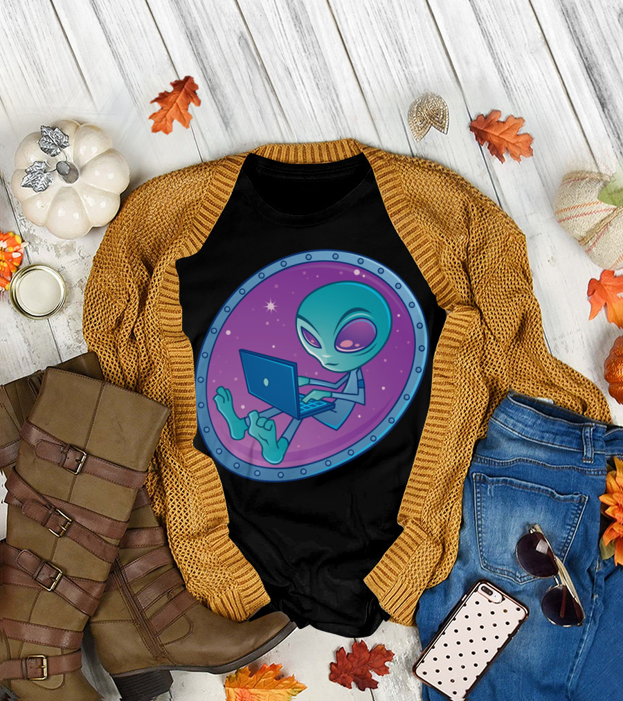 Alien Using Laptop in Spaceship Window with Starry Background T-Shirt