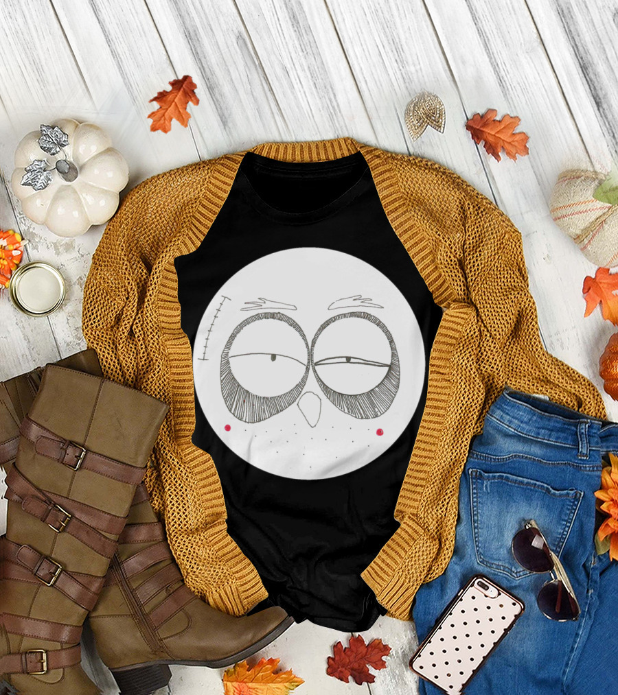 Beat Up Buster Sleepy Owl Face T-Shirt