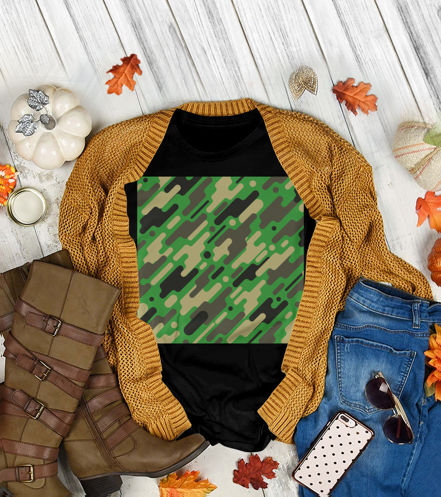 Camo Backpack Green Khaki T-Shirt