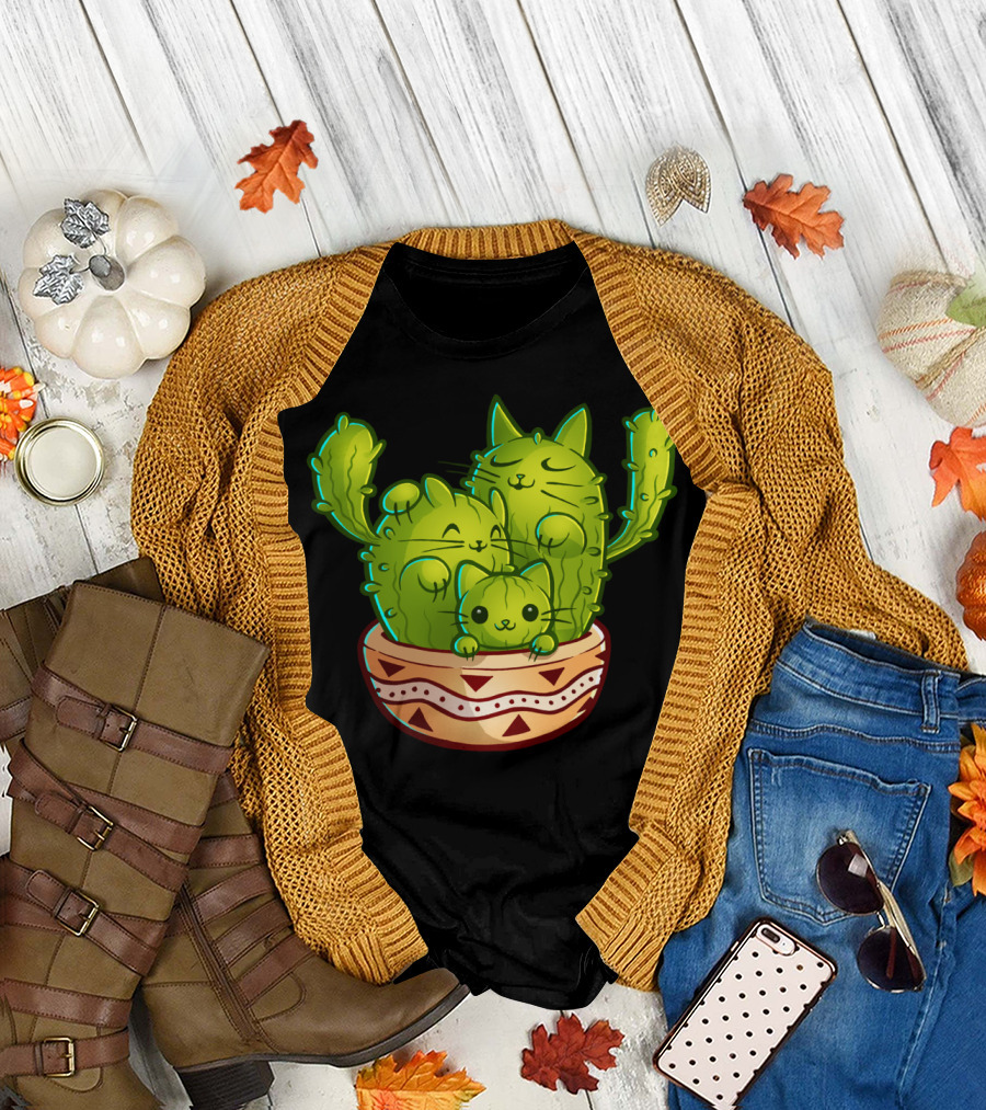 Cat Ti Family Cactus Cats in Pot T-Shirt
