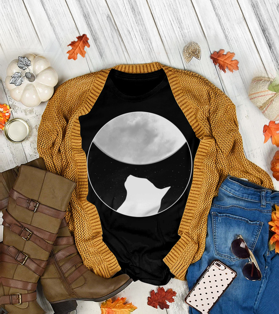 Black And White Dreaming Cat Under Starry Moon T-Shirt