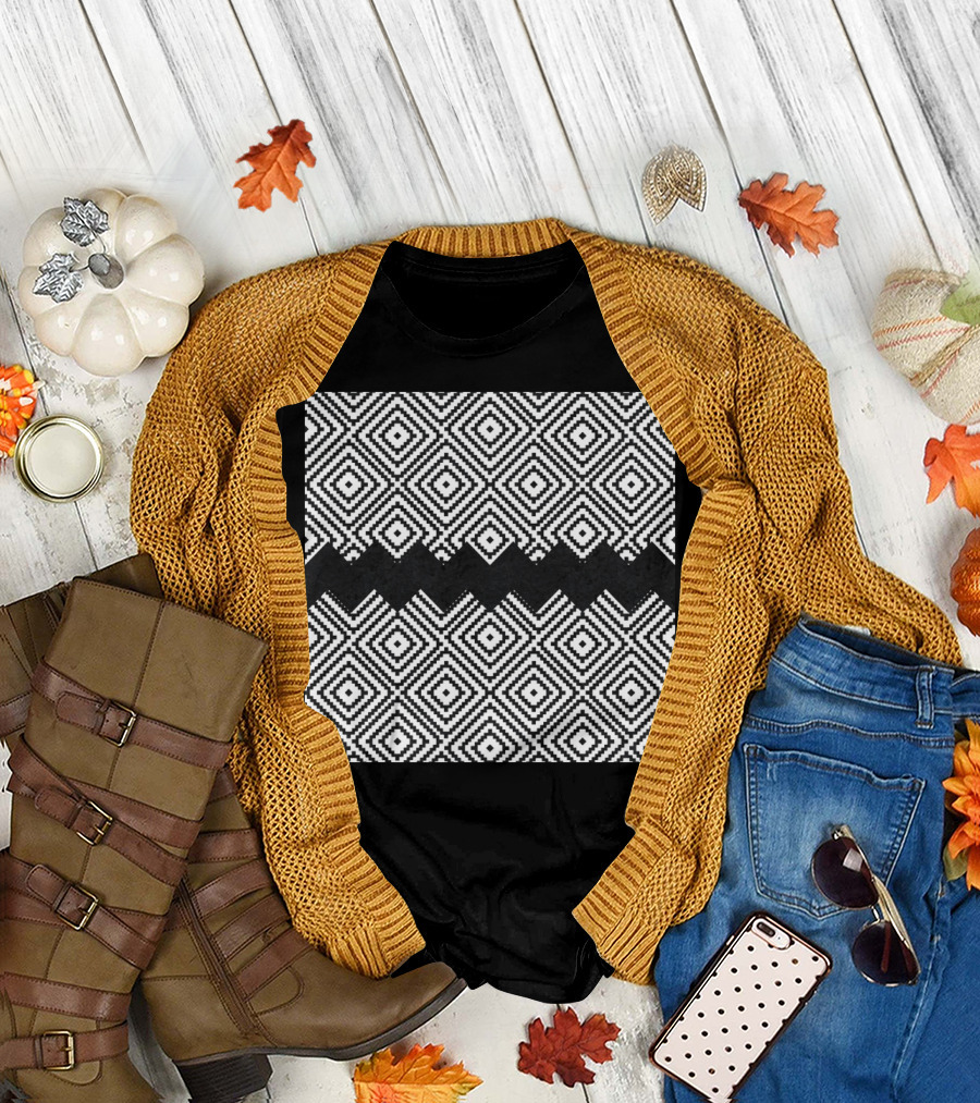 Black And White Tiles Zigzag Diamond T-Shirt