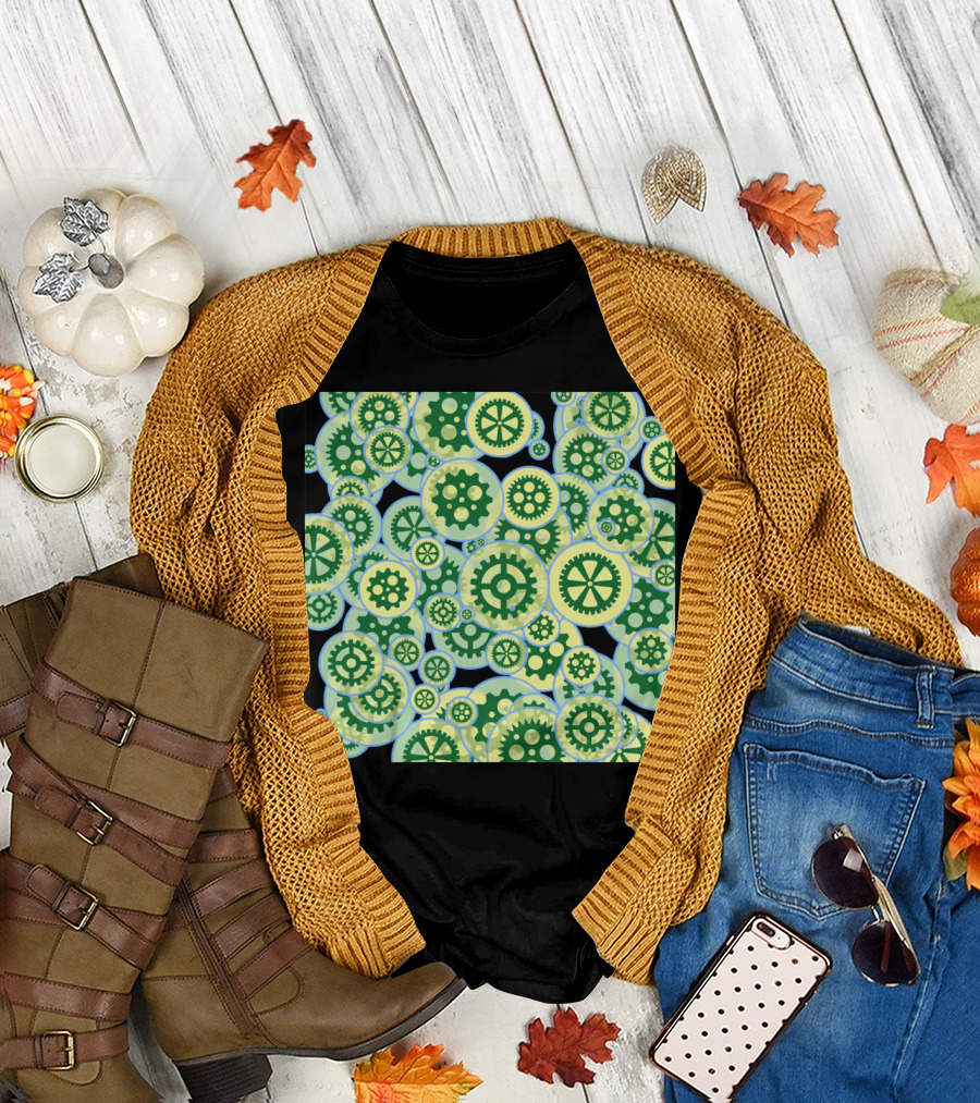 Random Green Gearwheels Pattern Overlapping Circles T-Shirt