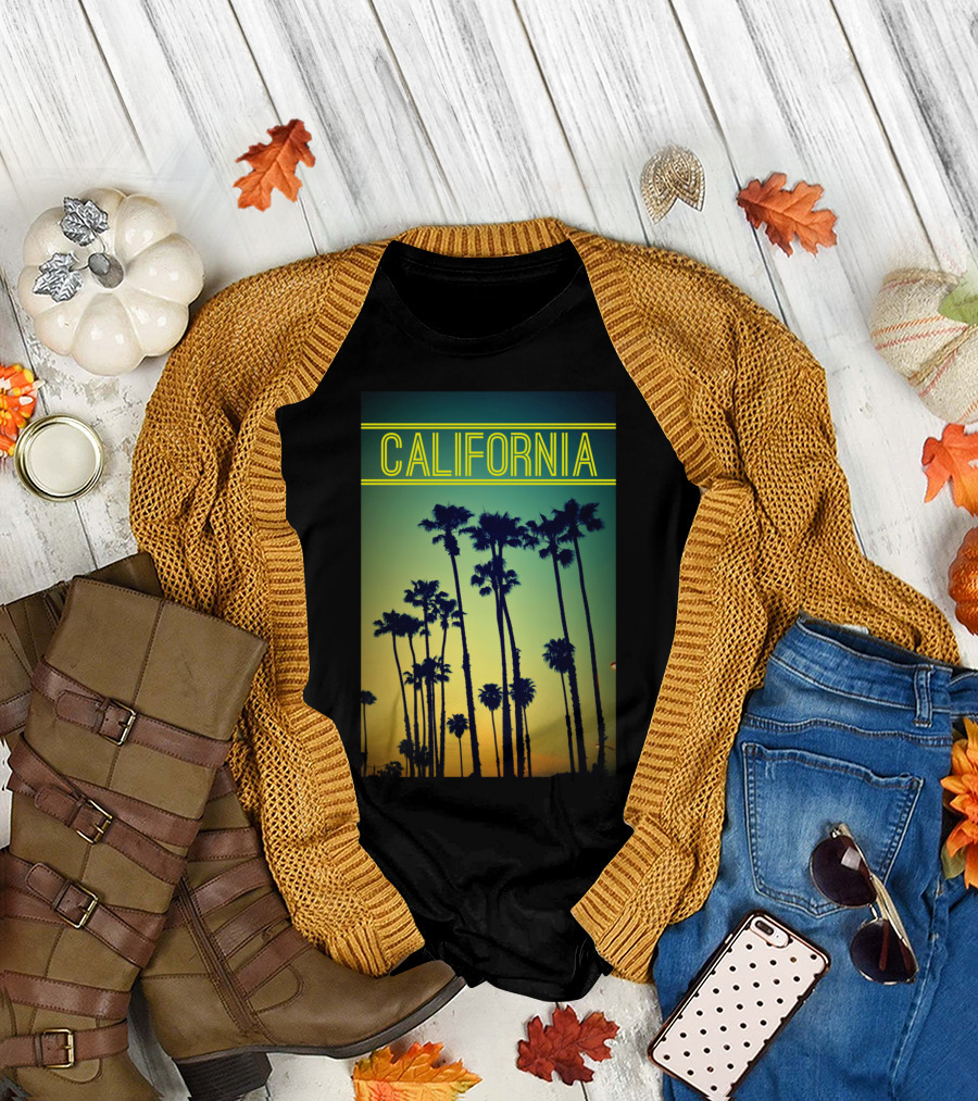 CALIFORNIA Palm Trees Sunset T-Shirt