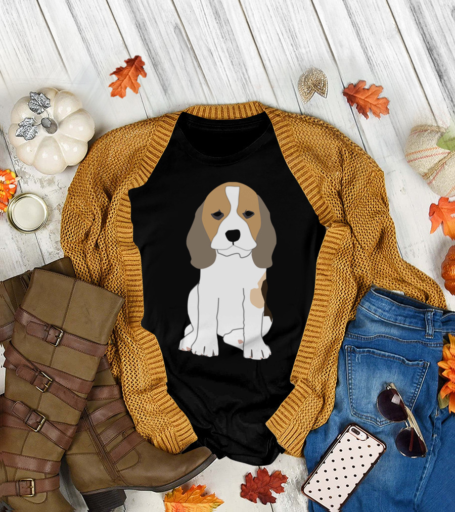 Beagle Dog Sitting T-Shirt