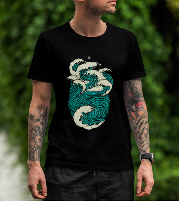 Geometric Ocean Wave Art Nouveau T-Shirt