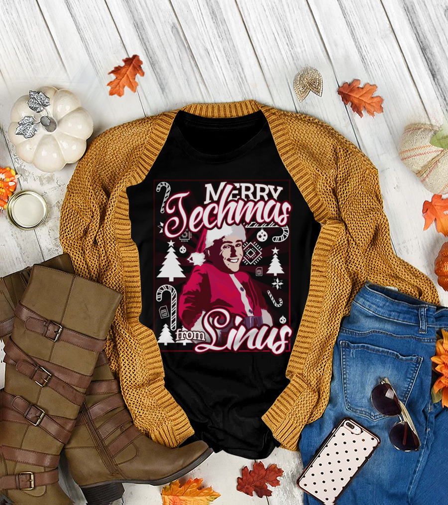 Merry Techmas from Linus Christmas Santa Holiday T-Shirt