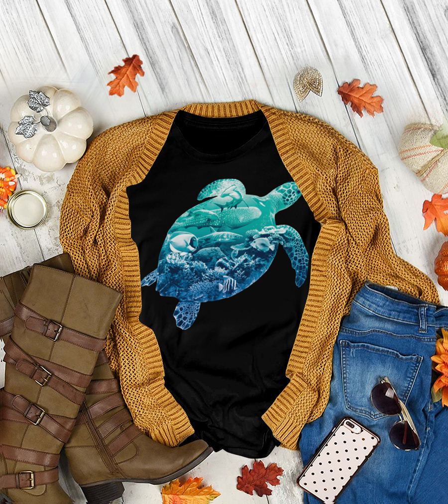 Sea Turtle Coral Reef Marine Wildlife Ocean Life T-Shirt