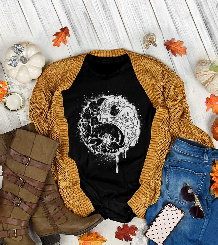 Pet Taoism White Splatter Cats and Dogs Zen Circle T-Shirt