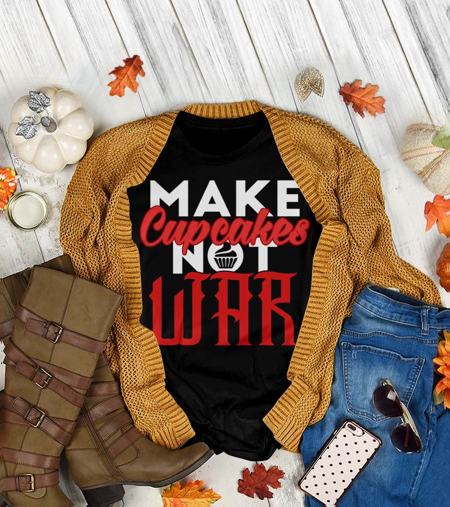 Make Cupcakes Not War Cupcake Peace Symbol T-Shirt
