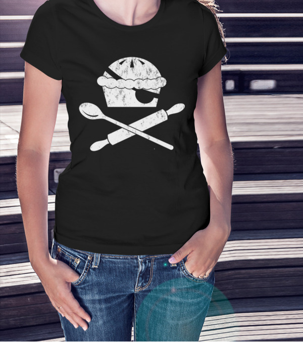 Pirate Pie With Rolling Pin And Spoon Crossbones T-Shirt