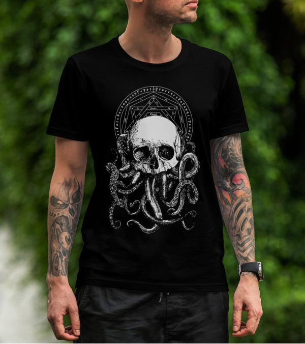 Pieces Of Cthulhu Occult Skull With Tentacles And Esoteric T-Shirt
