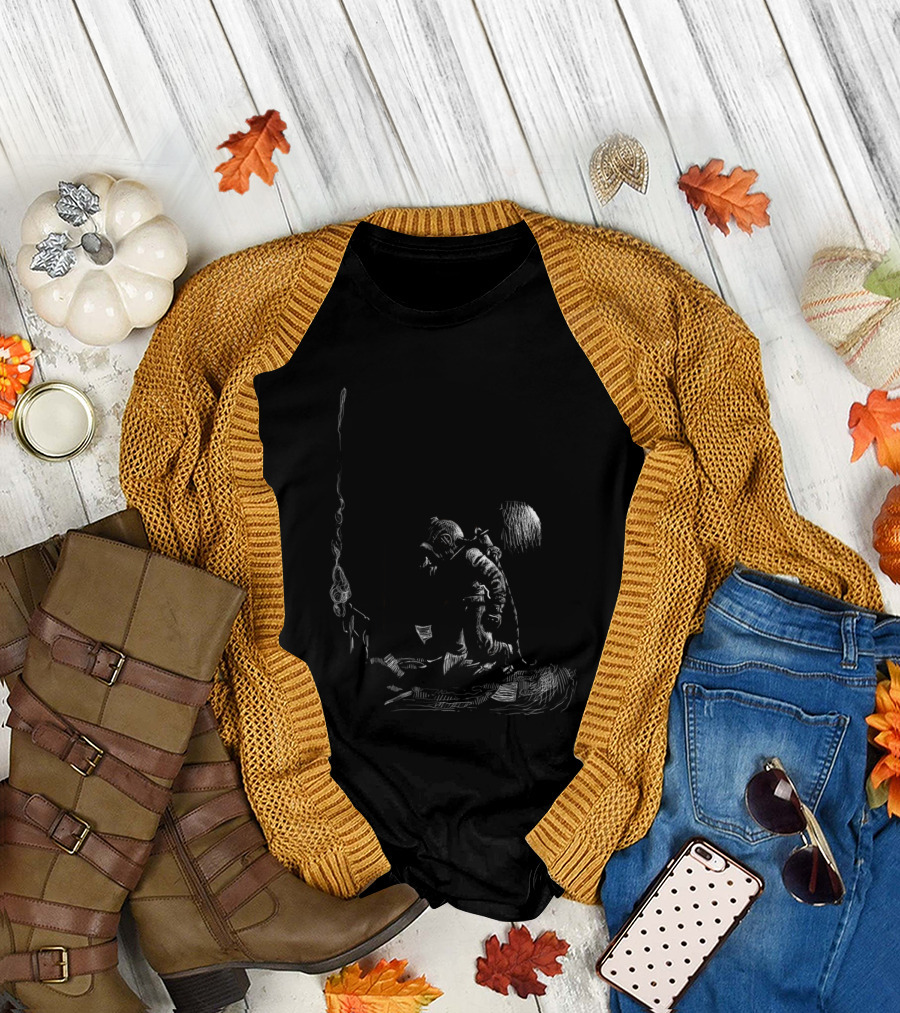 Astronaut in Library Under Spotlight Reading Time T-Shirt