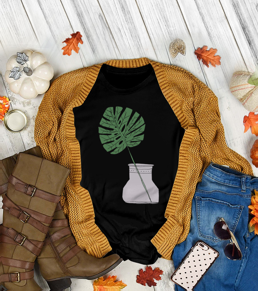 Monstera Leaf in Minimalist Vase T-Shirt
