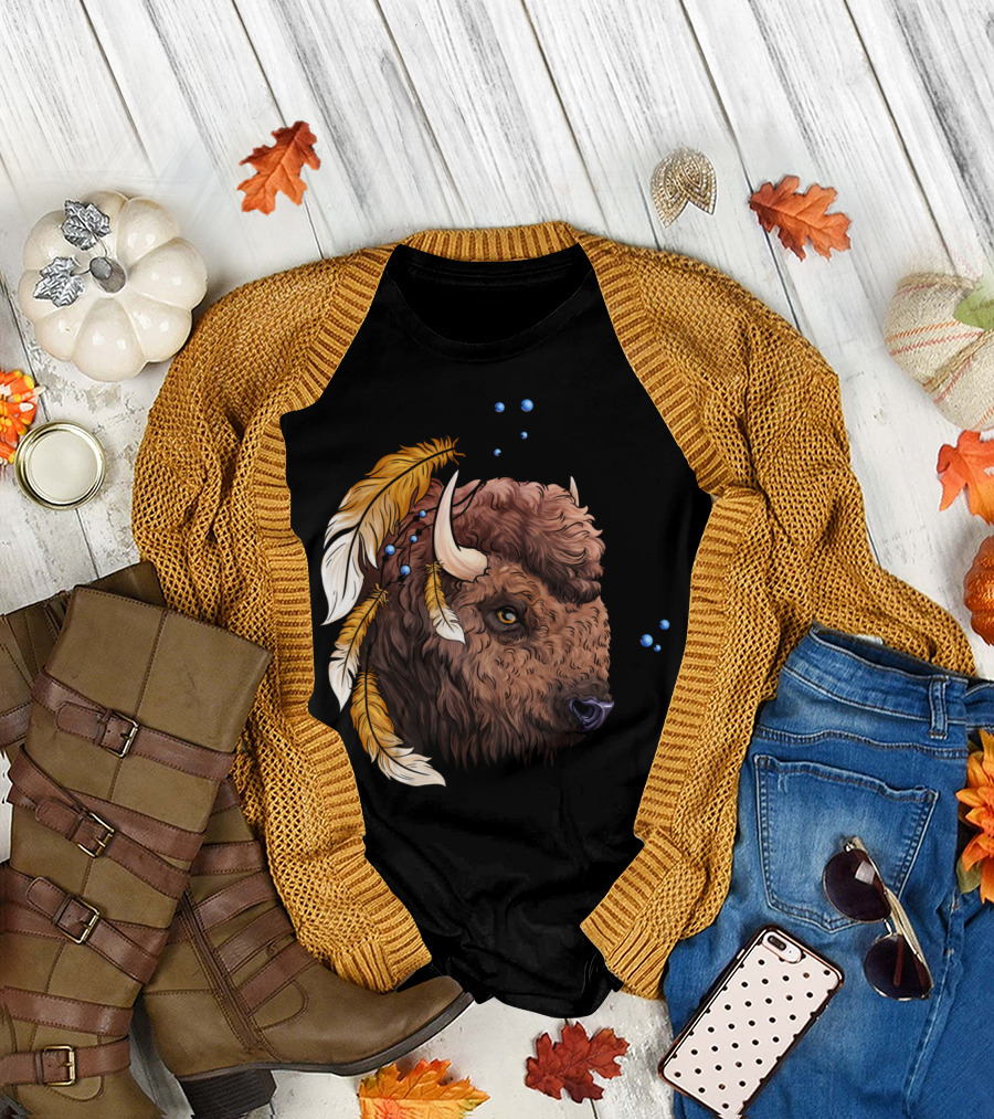 Indian Buffalo Dreamcatcher Feathers T-Shirt