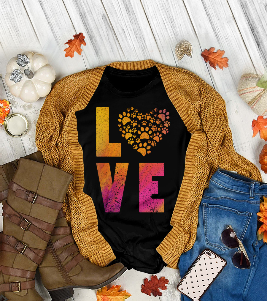 Love Paws Heart Pattern in Vibrant Colors T-Shirt