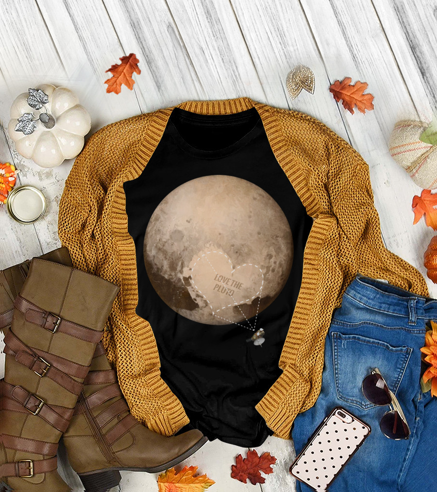 LOVE THE PLUTO HEART SHAPE WITH SPACECRAFT T-Shirt