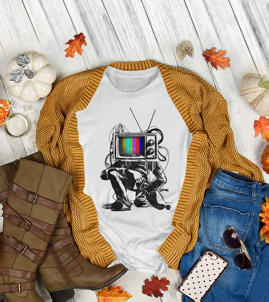 Retro TV Test Pattern Man with Color Bars T-Shirt