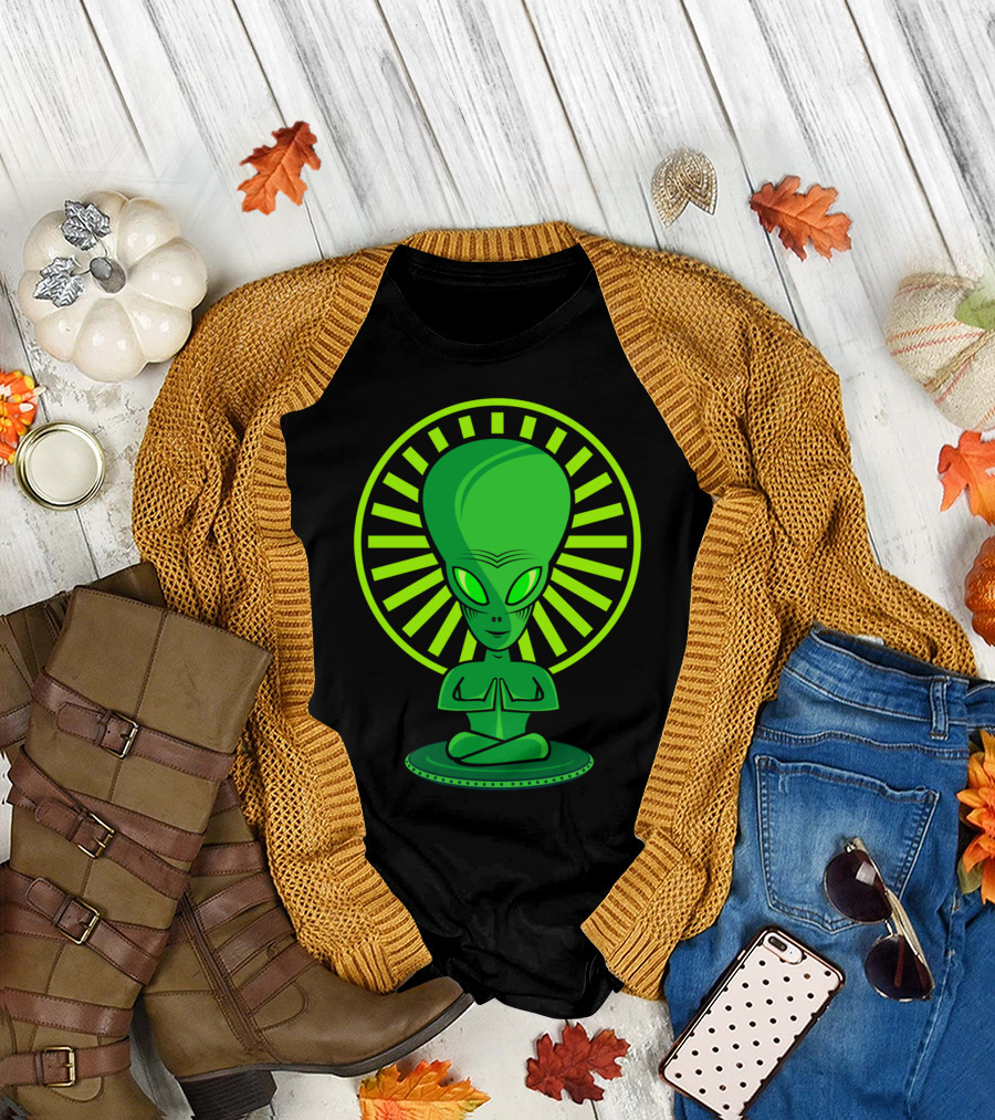 YOGA ALIEN MEDITATION POSE WITH HALO AND GREEN SKIN T-Shirt