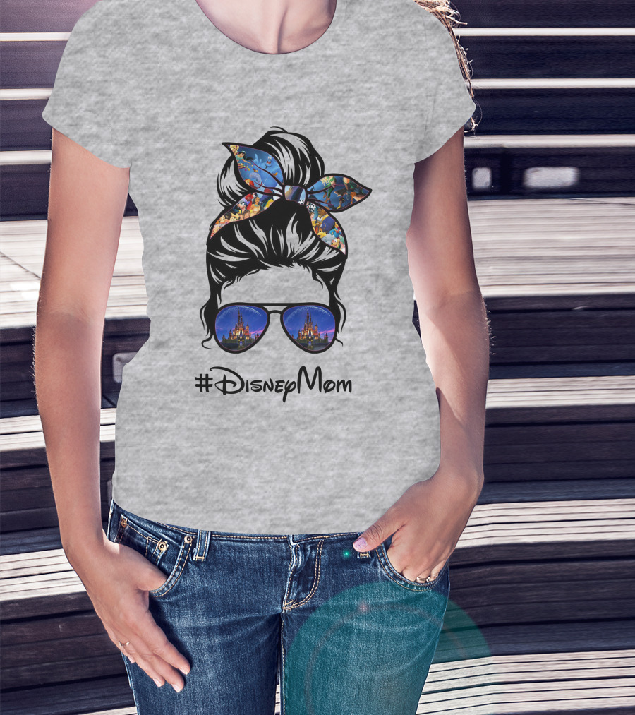 #Disneymom T-Shirt