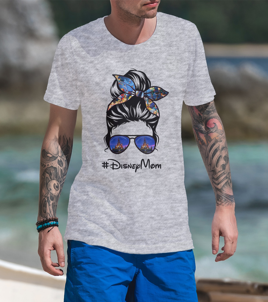 #Disneymom T-Shirt