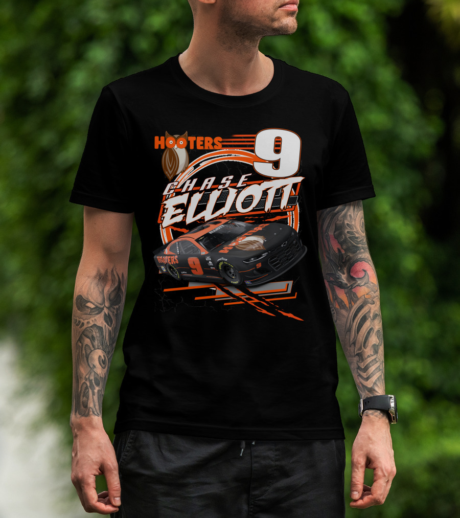 Chase Elliott Hooters 9 Nascar Racing Car T-Shirt
