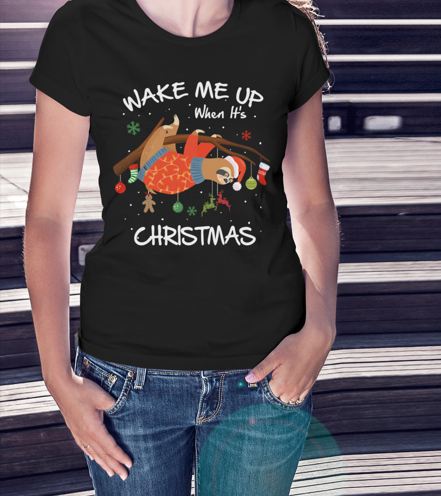 Wake Me Up When It's Christmas Cute Sloth Holiday Festive T-Shirt