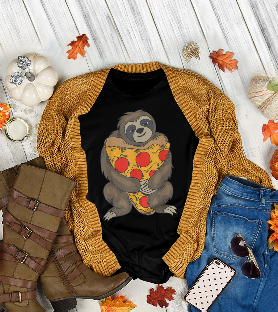 Cute Sloth Hugging Pizza Pie Funny Love Sluggish Pizza T-Shirt