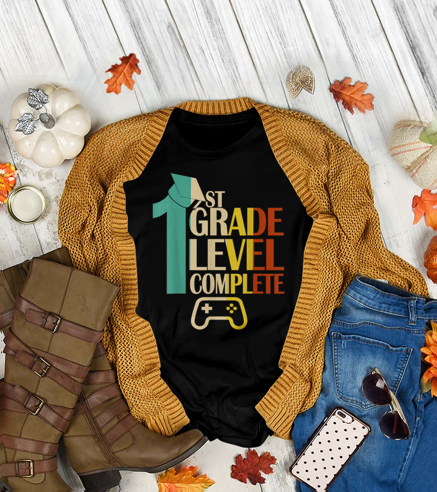 1St Grade Level Complete Video Gamer Graduation Controller T-Shirt