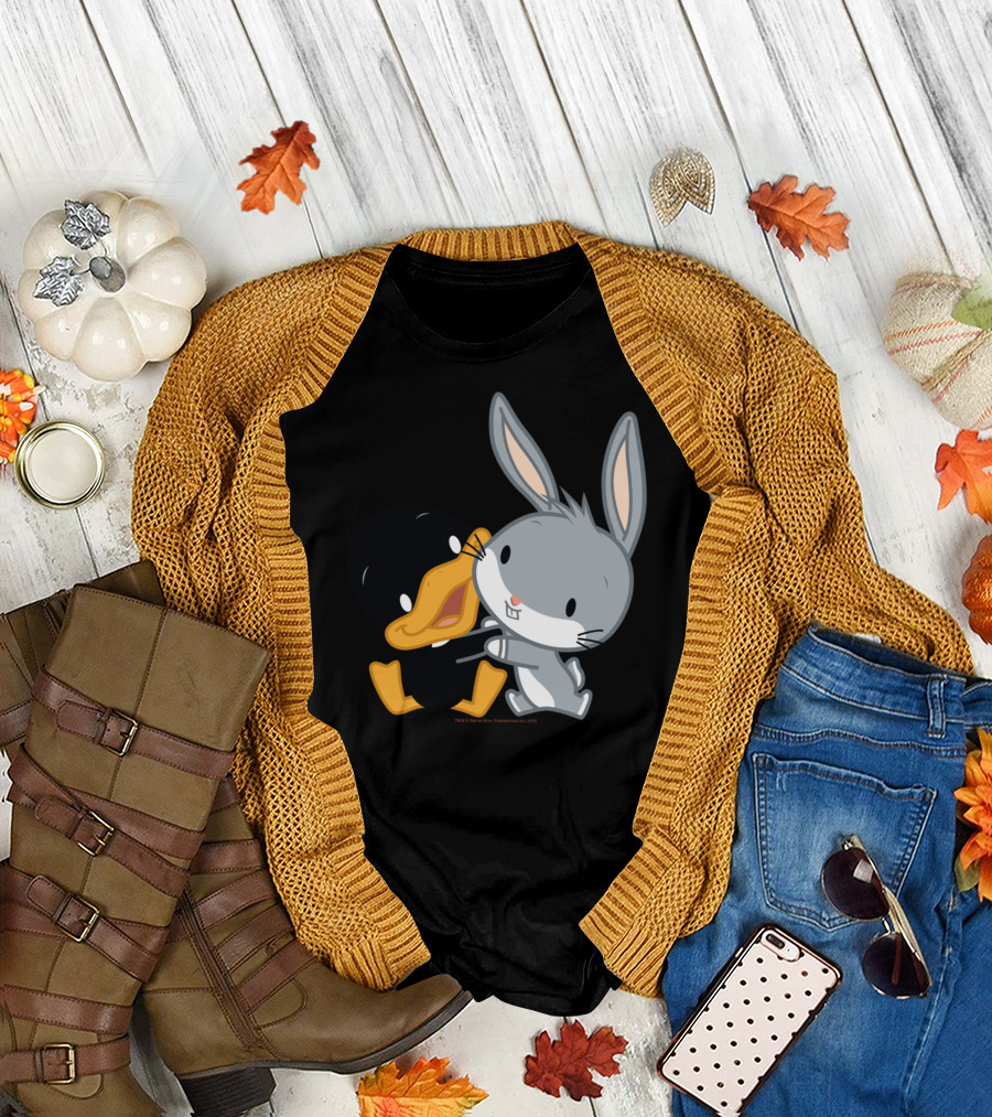 Looney Tunes Bugs Bunny and Daffy Duck Chibi Hug T-Shirt