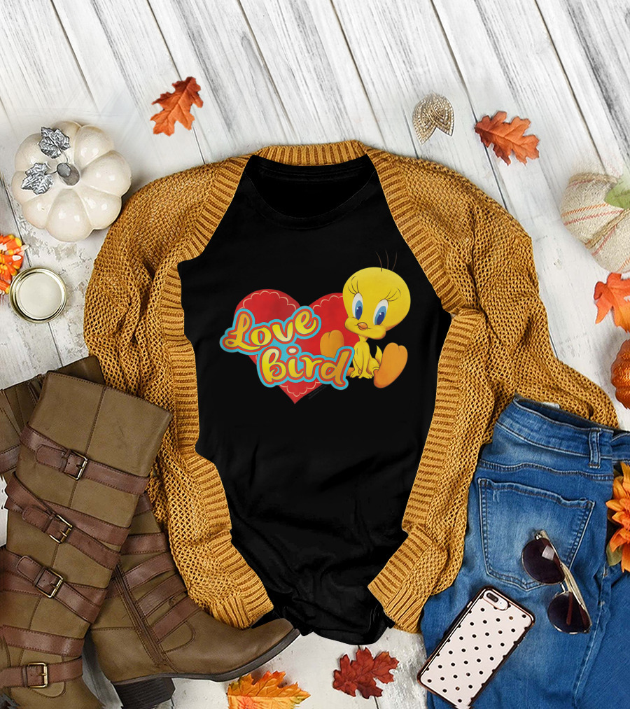 Looney Tunes Tweety Love Bird Heart T-Shirt