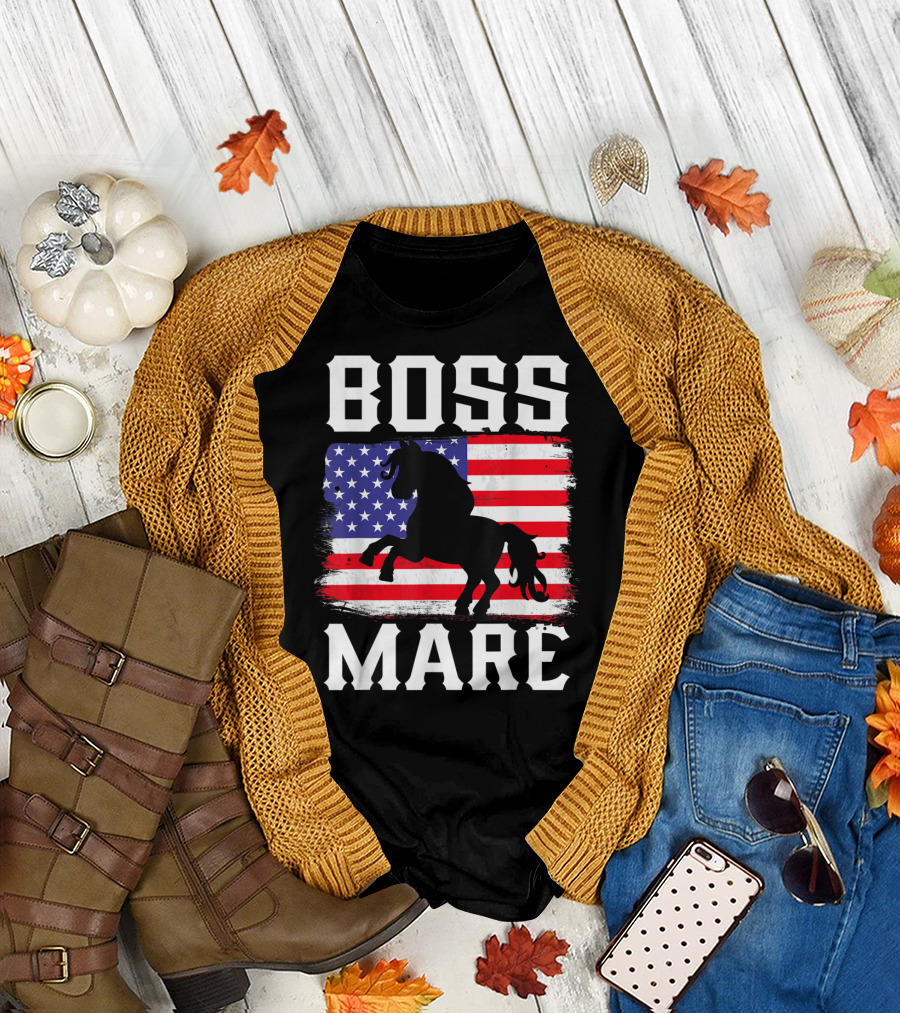 BOSS MARE AMERICAN USA HORSE LOVER RIDING FLAG T-Shirt