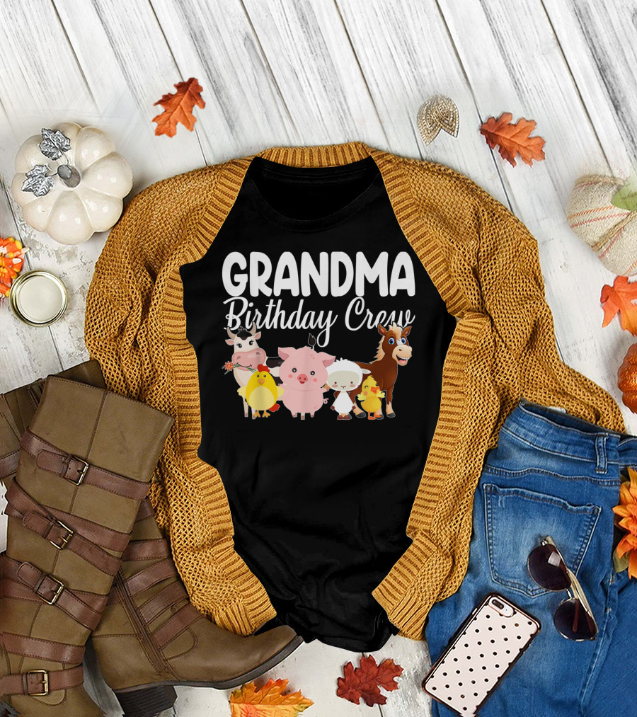 Grandma Birthday Crew Farm Animals Celebration with Cow Pig Sheep Horse and Chicks T-Shirt