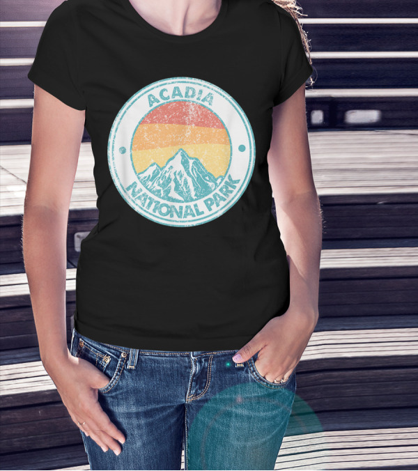 Acadia National Park Mountain Retro Vintage Sunset Badge T-Shirt