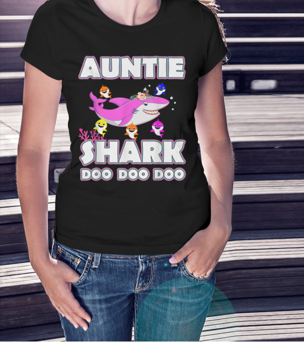 Auntie Shark Doo Doo Doo Cute Family Sharks T-Shirt