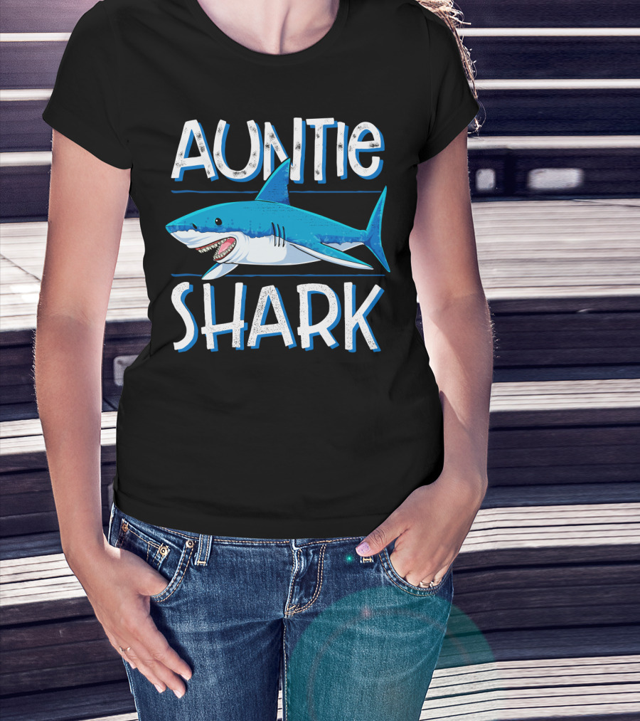 Auntie Shark Family Matching Aunt Women Jawsome Blue Shark Cartoon T-Shirt