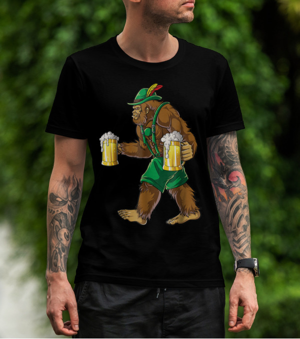 Bigfoot In Lederhosen Oktoberfest Prost Beer With Two Mugs T-Shirt