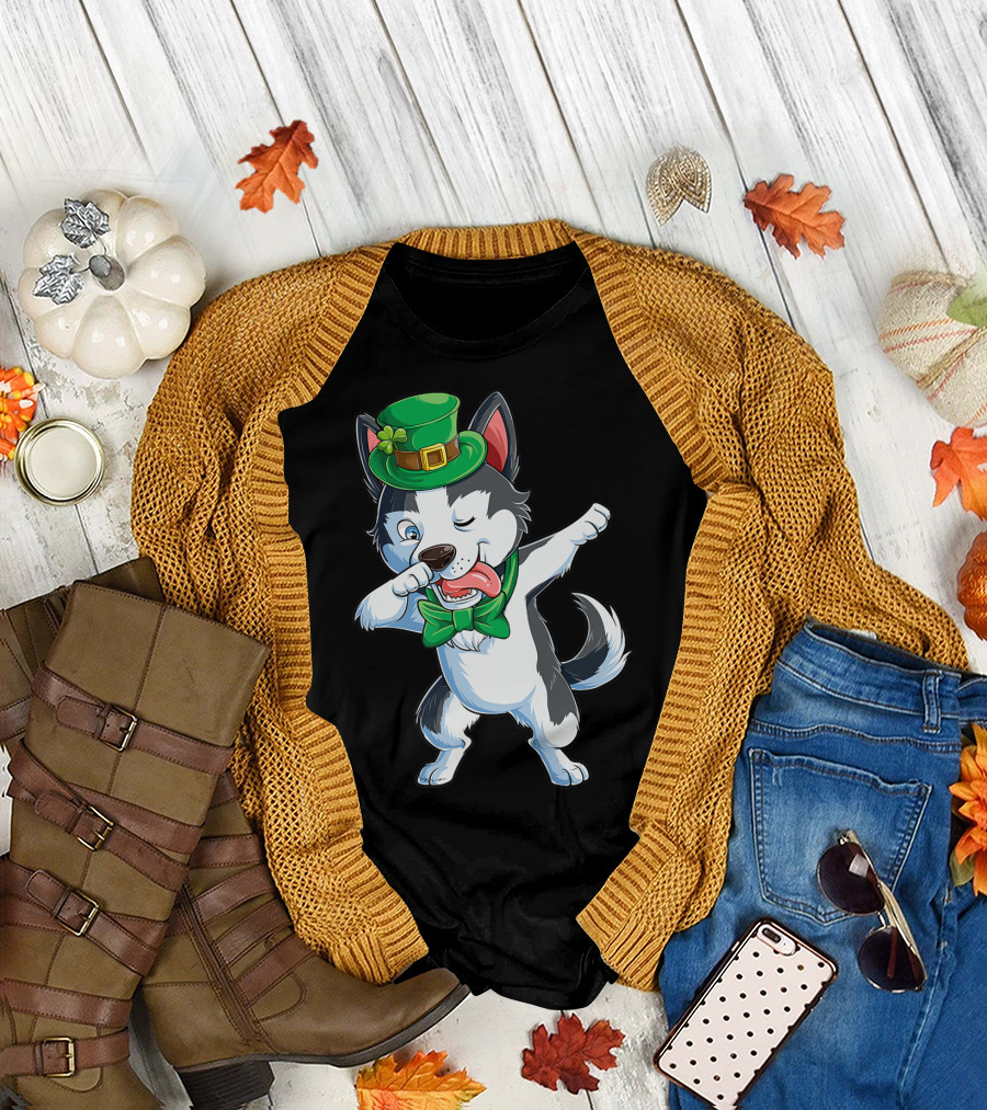Siberian Husky Dabbing St Patricks Day Leprechaun Hat Bow Tie T-Shirt