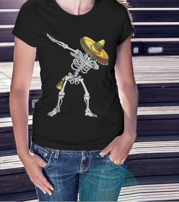 Skeleton Dabbing Sombrero Cinco De Mayo T-Shirt