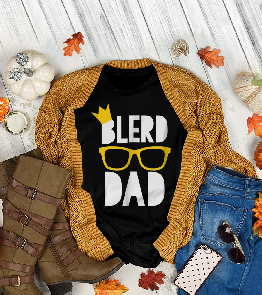 Blerd Dad Yellow Geeky Glasses Crown Black Nerd Dad T-Shirt