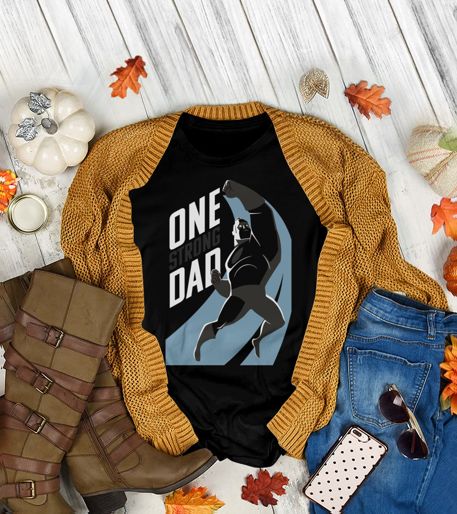 Disney Pixar Incredibles 2 One Strong Dad Iconic Heroic Pose T-Shirt