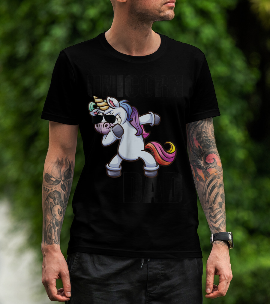 Unicorn Dad Dabbing With Sunglasses And Rainbow Mane T-Shirt