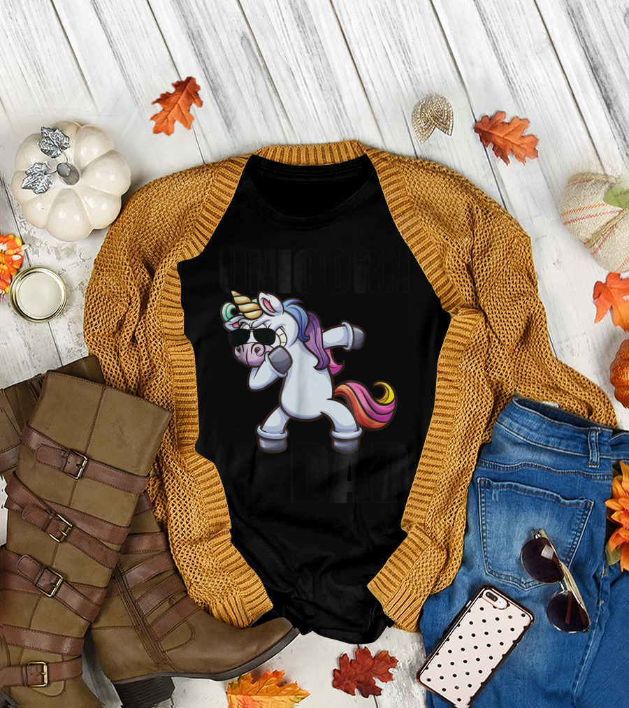 Unicorn Dad Dabbing With Sunglasses And Rainbow Mane T-Shirt
